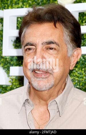 LOS ANGELES - 1 AGOSTO: Joe Mantegna al CBS TV Studios Summer Soiree TCA Party 2017 al CBS Studio Center il 1 agosto 2017 a Studio City, CA Foto Stock