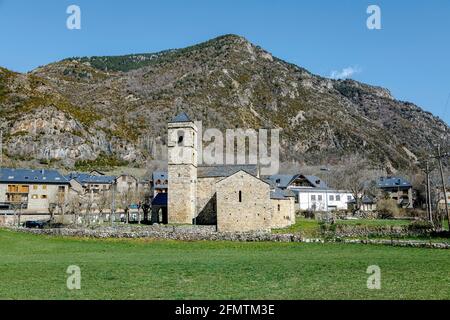 Chiesa romana di Sant Feliu a Barruera, (Catalogna - Spagna). Si tratta di una delle nove chiese che appartiene al Sito Patrimonio dell'Umanità dell'UNESCO. Foto Stock