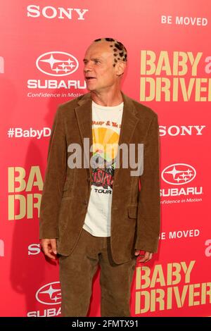 LOS ANGELES - GIU 14: Pulci aka Michael Peter Balzary al 'Baby driver' Premiere al Teatro all'Ace Hotel il 14 Giugno 2017 a Los Angeles, CA Foto Stock