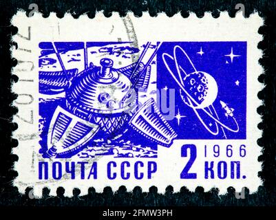 CCCP - circa 1966: un timbro stampato in CCCP mostra la CCCP programma spaziale, circa 1966 Foto Stock