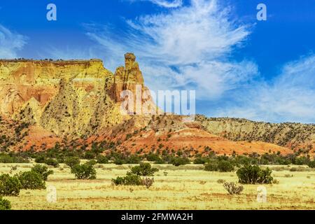 Vista panoramica di Chimney Rock ad Abiquiu, New Mexico., USA. Foto Stock