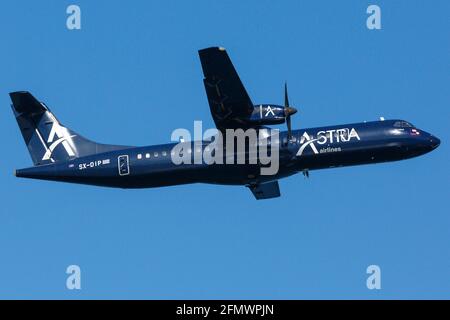 Corfù, Grecia – 16. Settembre 2017: Astra Airlines ATR-72 all'aeroporto di Corfù (CFU) in Grecia. Foto Stock