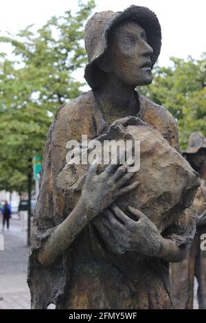 Great Famine Memorial, Dogana Quay, Dublino, Irlanda Foto Stock