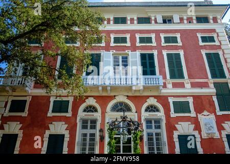 La seicentesca Villa Durazzo di Santa Margherita Ligure è oggi un museo. Qui, si vede il suo esterno elegante. Foto Stock