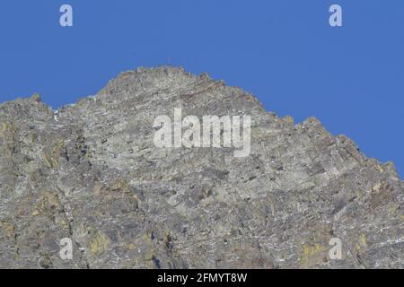 Bella vista della montagna andando a Manimahesh Yatra Foto Stock