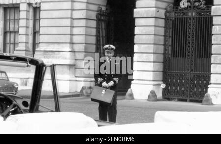 Non ora, Comrade, 1976, Film Foto Stock