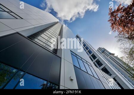 Nuove torri di alloggi per studenti a White Rose View, Merrion Way, nel centro di Leeds, West Yorkshire, Inghilterra nord-orientale, Regno Unito Foto Stock