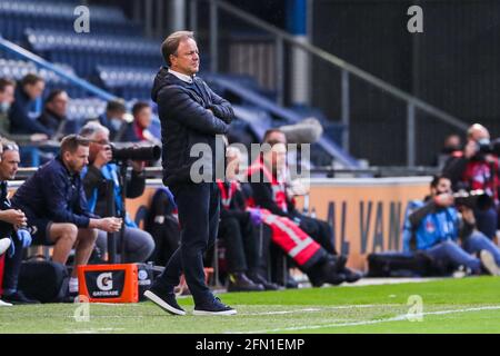 DOETINCHEM, PAESI BASSI - MAGGIO 12: Allenatore Mike Snoei di De Graafschap durante la partita olandese di Keukenkampioendivisie tra De Graafschap e Helmond SpO Foto Stock