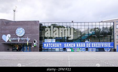 DOETINCHEM, OLANDA - MAGGIO 12: Bandiera dei tifosi De Graafschap all'interno dello stadio durante la partita olandese di Keukenkampioendivisie tra De Graafs Foto Stock