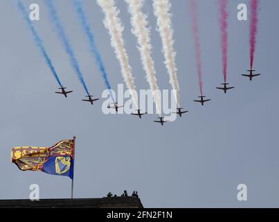 RAF vola oltre Buckingham Palace Trooping the Color Foto Stock