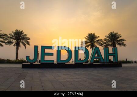 Jeddah, Arabia Saudita - 30 aprile 2021: Insegna di Jeddah a New Faggio, Waterfront Foto Stock