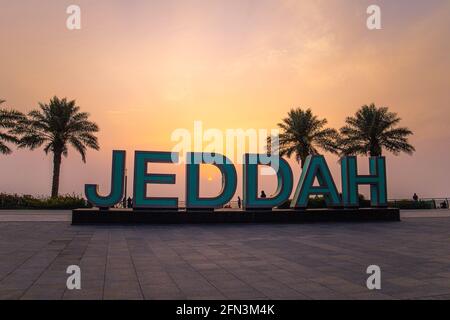 Jeddah, Arabia Saudita - 30 aprile 2021: Insegna di Jeddah a New Faggio, Waterfront Foto Stock