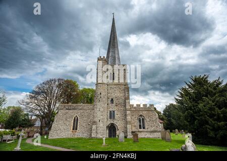 Raffreddamento, 11 maggio 2021: Chiesa di St Werburgh a Hoo sulla penisola di Hoo, Kent Foto Stock