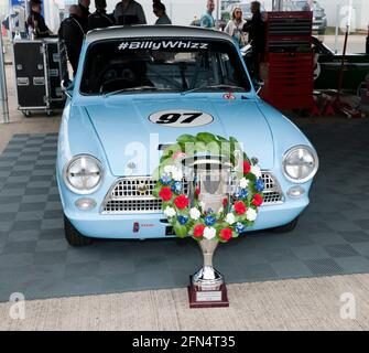 Mark Sumpters Blue, 1963, Mk1, Lotus Cortina che ha vinto il John Fitzpatrick Trophy per le vetture Touring Under 2 litri, al Silverstone Classic 2017 Foto Stock