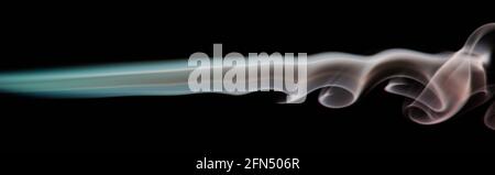 Fumo astratto marrone vorticosi colore su sfondo nero. Elegante sfondo curvilineo Foto Stock