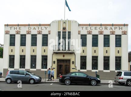 Lo storico edificio degli uffici del Daily Telegraph fu costruito nel 1933, due anni dopo il terremoto di Hawke's Bay, in stile Art Deco. Il giornale è stato chiuso nel 1999, l'edificio è oggi utilizzato da una società immobiliare. Foto Stock