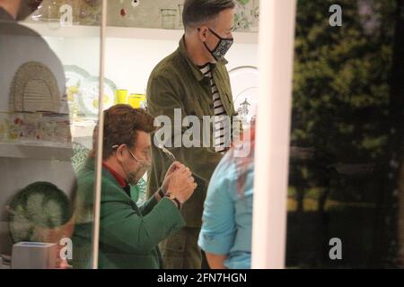 Sir Elton John vacanze a Capri (Italia) con il marito David Arredare e i loro figli Zaccario ed Elia Foto Stock