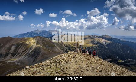 Vista dalla cima Bastiments (Ripollès, Catalogna, Spagna, Pirenei) ESP: Viste desde la cumbre del Bastiments (Ripollès, Cataluña, España) Foto Stock