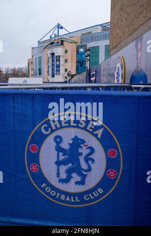 Londra: Marzo 2021: Stamford Bridge, la sede del Chelsea Football Club su Fulham Road nel sud-ovest di Londra Foto Stock