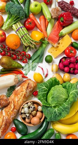 Cibo sano di fondo. Frutta e verdura diverse. Vista dall'alto. Foto Stock