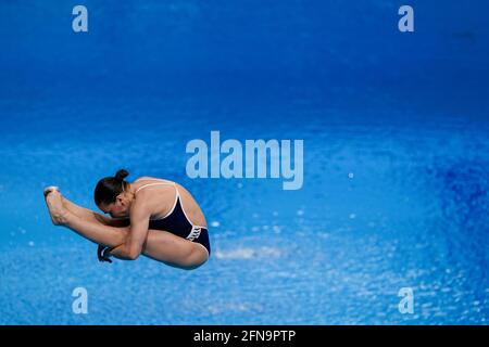 Budapest, Ungheria. 15 maggio 2021. BUDAPEST, UNGHERIA - MAGGIO 15: Viktoriya Kesar dell'Ucraina in gara nella finale della Springboard femminile 3M durante il LEN European Aquatics Championships Diving alla Duna Arena il 15 maggio 2021 a Budapest, Ungheria (Foto di Andre Weening/Orange Pictures) Credit: Orange Pics BV/Alamy Live News Foto Stock