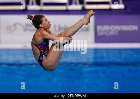 Budapest, Ungheria. 15 maggio 2021. BUDAPEST, UNGHERIA - MAGGIO 15: Vitalia Koroleva della Russia in gara alla finale della Springboard 3M delle donne durante il LEN European Aquatics Championships Diving alla Duna Arena il 15 maggio 2021 a Budapest, Ungheria (Foto di Andre Weening/Orange Pictures) Credit: Orange Pics BV/Alamy Live News Foto Stock