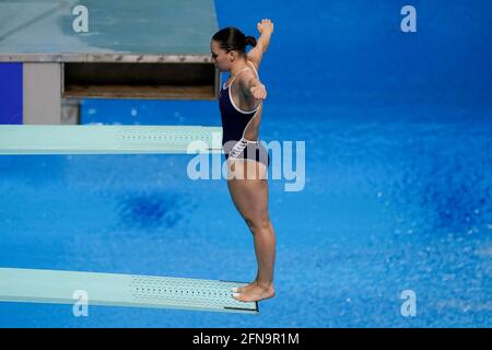 Budapest, Ungheria. 15 maggio 2021. BUDAPEST, UNGHERIA - MAGGIO 15: Viktoriya Kesar dell'Ucraina in gara nella finale della Springboard femminile 3M durante il LEN European Aquatics Championships Diving alla Duna Arena il 15 maggio 2021 a Budapest, Ungheria (Foto di Andre Weening/Orange Pictures) Credit: Orange Pics BV/Alamy Live News Foto Stock