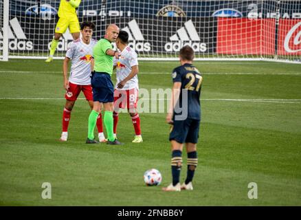 Chester, Pennsylvania, Stati Uniti. 15 maggio 2021. 15 maggio 2021, Chester PA- Referee ALLEN CHAPMAN, in azione alla partita tra la Philadelphia Union e New York Red Bulls al Subaru Park Credit: Ricky Fitchett/ZUMA Wire/Alamy Live News Foto Stock