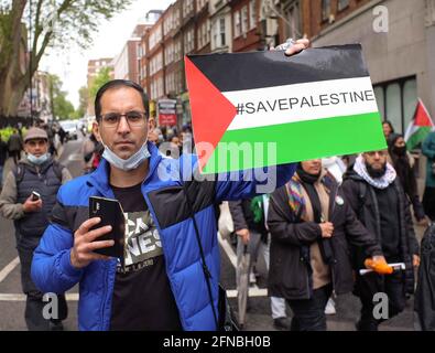 Sabato 15 maggio kensington High Street, la comunità palestinese protesta l'ambasciata di Israele anche il 73 ° anniversario di Nakba , Foto Stock