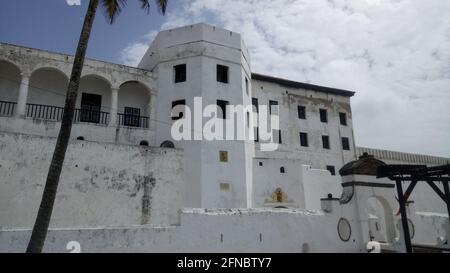 Elmina Castle, un antico forte europeo nella città di Elmina, Ghana Foto Stock