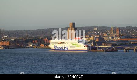 Traghetto Stena Line con partenza da Liverpool per Belfast Foto Stock