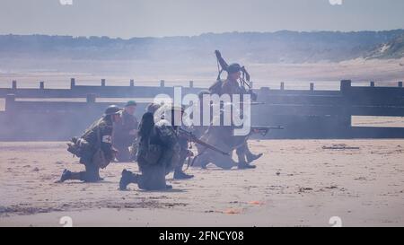 I soliders alleati britannici nella seconda guerra mondiale rievocati a Blyth, Northumberland, Inghilterra. Foto Stock