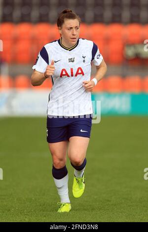 Londra, Regno Unito. 16 maggio 2021. Lucy Quinn di Tottenham Hotspur Womenlooks sopra durante il gioco. Femminile fa Cup match, Tottenham Hotspur Women contro Sheffield Utd Women all'Hive Stadium di Londra domenica 16 maggio 2021. Questa immagine può essere utilizzata solo per scopi editoriali. Solo per uso editoriale, è richiesta una licenza per uso commerciale. Nessun uso nelle scommesse, nei giochi o in un singolo club/campionato/giocatore publications.pic by Steffan Bowen/Andrew Orchard sports photography/Alamy Live News Credit: Andrew Orchard sports photography/Alamy Live News Foto Stock
