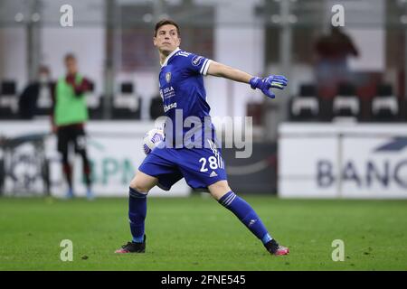 Milano, 16 maggio 2021. Alessio Cragno di Cagliari durante la serie A match a Giuseppe Meazza, Milano. L'immagine di credito dovrebbe essere: Jonathan Moscop / Sportimage Foto Stock