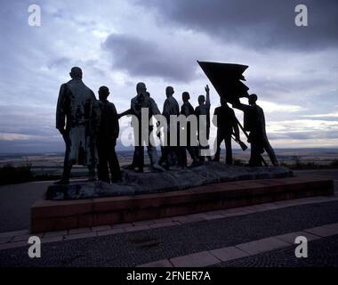 Monumento ai prigionieri del campo di concentramento di Buchenwald sull'Ettersberg Vicino a Weimar [traduzione automatizzata] Foto Stock