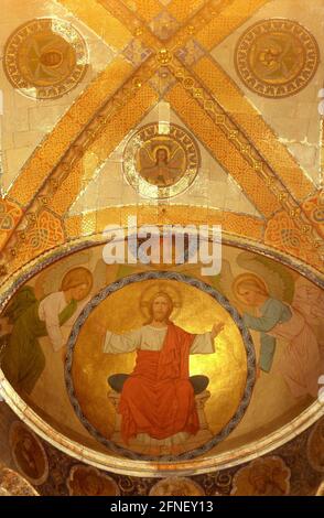Mosaico nella Chiesa di San Giacobbe (Schottenkirche) a Ratisbona che mostra Gesù Cristo come il sovrano del mondo, Pantokrator. [traduzione automatizzata] Foto Stock