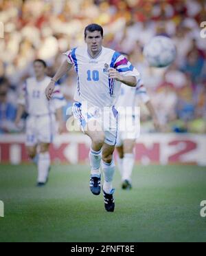 CAMPIONATO europeo DI CALCIO 1996 Francia - Spagna 15.06.1996 Zinedine ZIDANE (Francia) FOTO: WEREK Press Photo Agency xxNOxMODELxRELEASExx [traduzione automatizzata] Foto Stock