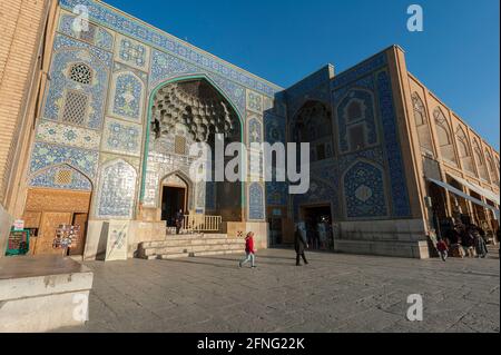 Ingresso alla Moschea dello Sceicco Lotfollah in Piazza Imam. Isfahan, Iran. Foto Stock