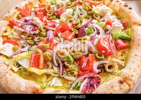 Pizza appetitosa da vicino. Foto Stock