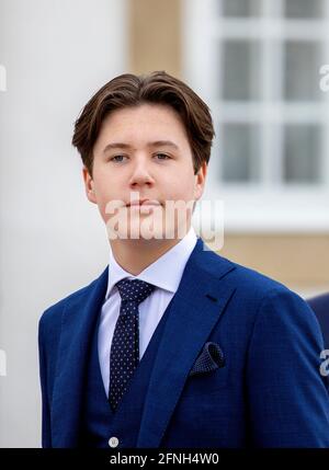 Principe Cristiano di Danimarca al Palazzo di Fredensborg a Fredensborg, il 15 maggio 2021, in occasione della conferma del Principe Cristiano alla Chiesa del Palazzo di Fredensborg Foto: Albert Nieboer / Paesi Bassi OUT / Point de Vue OUT Foto Stock