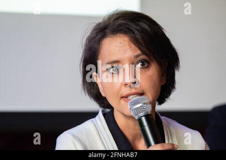 Lione (Francia), 17 maggio 2021. Najat Vallaud-Belkacem, candidato alle elezioni regionali in Alvernia-Rhône-Alpes, ha presentato il suo programma: L'altern Foto Stock