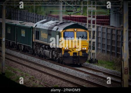 Freightliner Classe 66 con pass di carico DIRFT Foto Stock