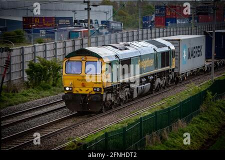 Freightliner Classe 66 con pass di carico DIRFT Foto Stock