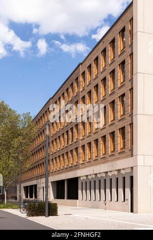 Facoltà di Gestione, Economia e Scienze sociali edificio dell'Università di Colonia nel distretto Lindenthal, Colonia, Germania. Wirtschafts- Foto Stock