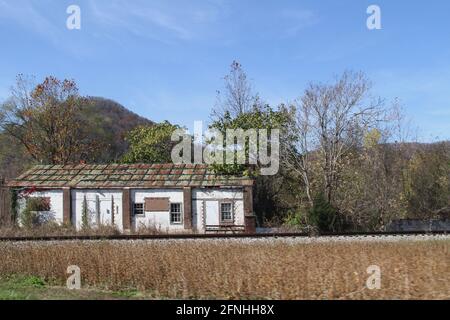 Stazione ferroviaria in disuso in Virginia, USA Foto Stock