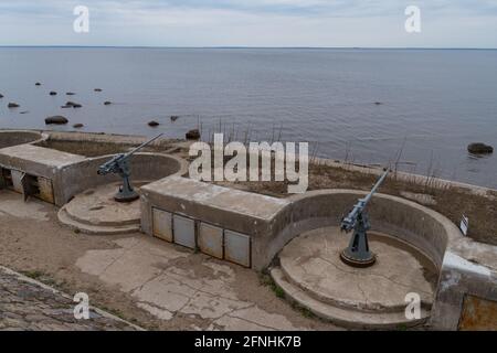 Kronstadt, Russia - 10 maggio 2021: Fortificazioni Fort 'Reef' di Kronstadt. Parte occidentale dell'isola di Kotlin. Foto Stock