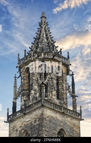 Guglia della cattedrale gotica medievale di Magdeburgo, Germania Foto Stock