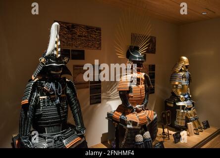 Tokyo, Giappone - 12 gennaio 2016: Le armi Samurai e le spade samurai sono esposte nel Museo Samurai di Kabukicho Shinjuku-ku, Tokyo - Giappone Foto Stock