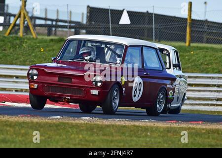 Una ruota in aria proveniente da Nelson, Adrian Oliver, Hillman Imp, Historic Touring Car Championship, Historic Sports Car Club, HSCC, Jim Russell Foto Stock