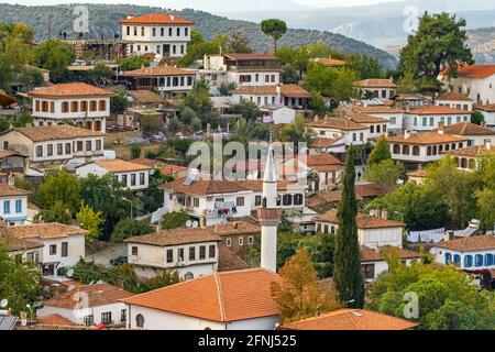 Vecchie case nello storico villaggio di Sirince nella regione di Izmir, Turchia Foto Stock